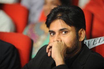 Attarintiki Daredi Thank You Meeting